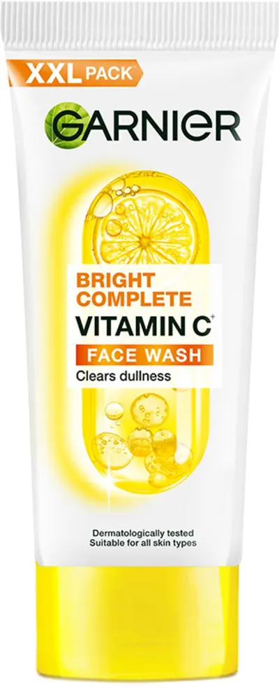 Loot: Garnier Bright Complete Vitamin C Cleanser — 45% Off at ₹274