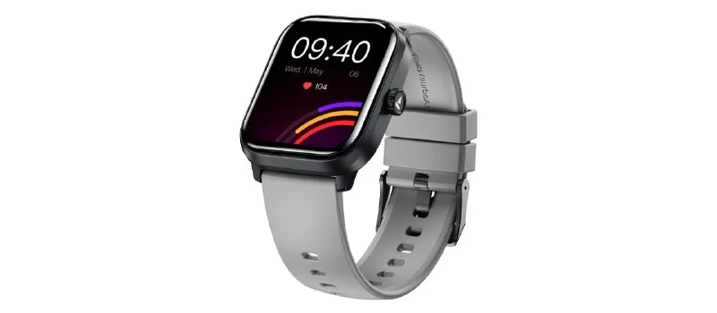boAt Storm Blaze Smartwatch in at ₹999