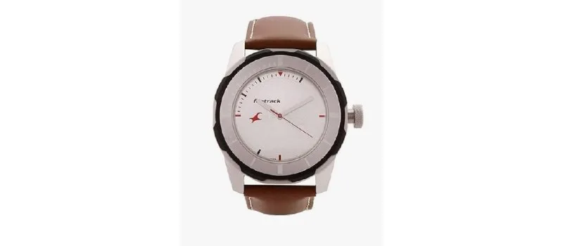 Fastrack Economy 2013 Analog White Dial Men's Watch at ₹2,425