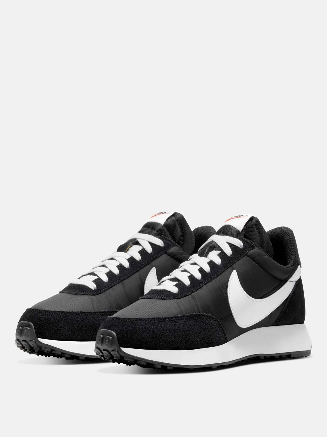 Nike Tailwind Running Shoes at ₹2,958