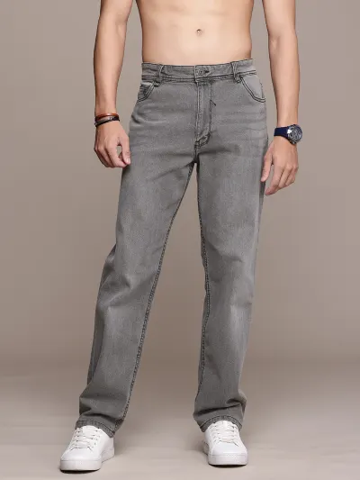 Jeans at ₹464