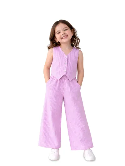 Girls Vest Top & Leg Pant at ₹763