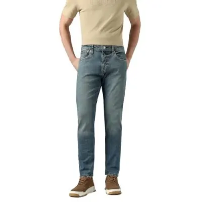 Levi's Men's 512 Mid Indigo Slim Tapered Fit Mid Rise Jeans at ₹799