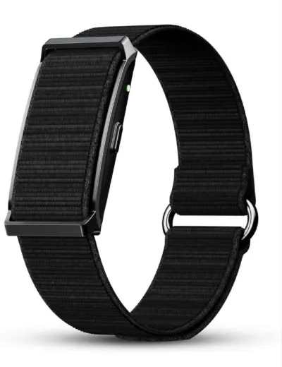 Pebble Newly Launched Qore Fitness Band at ₹2,250