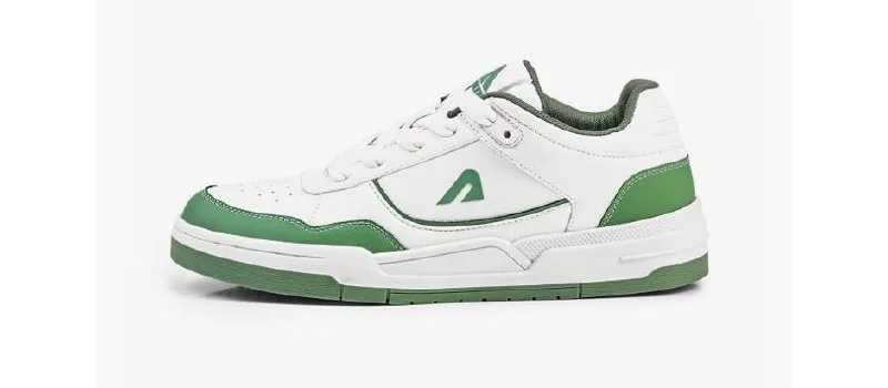 Sneakers for Women at ₹899