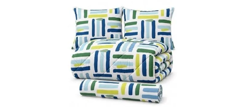 AC Comforter Set at ₹1,219