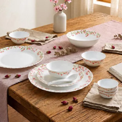 La Opala Novo Opalware Dinner Set at ₹1,099
