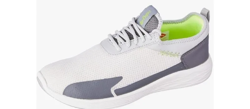 Lee Cooper Sneaker at ₹900