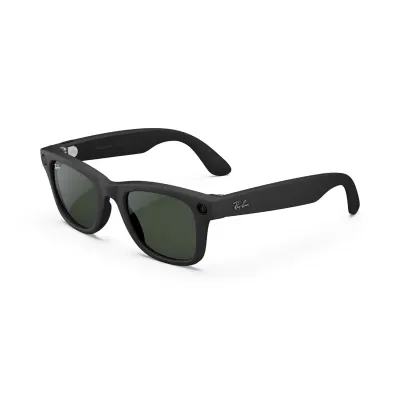 Wayfarer, Transitions Graphite Green at ₹19,025