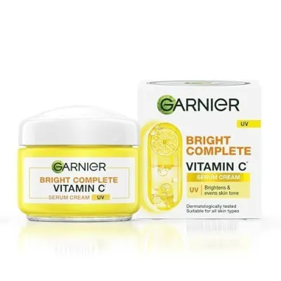Garnier Skin Naturals Bright Complete Vitamin C Serum UV Cre at ₹141