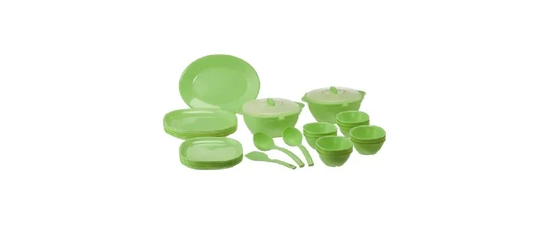 SignoraWare Plastic Square Dinner Set of 32 pcs at ₹1,052