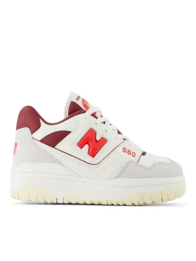 New Balance Sneaker BB550 at ₹5,249