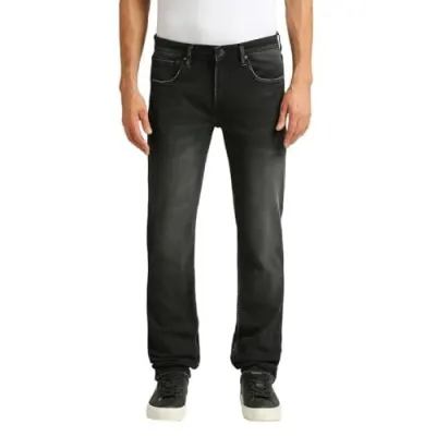 Pepe Jeans Men's Regular Fit Mid Rise Jeans at ₹899