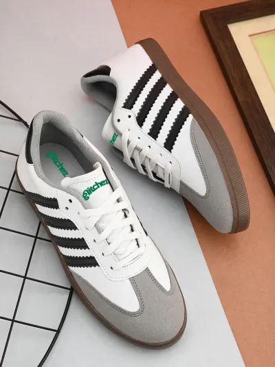 Sneakers at ₹580
