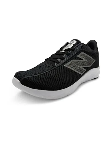 New Balance Women ARISIN Running Shoes at ₹1,485