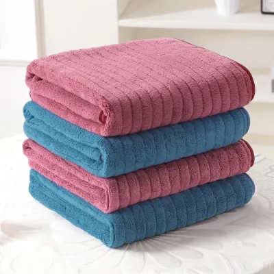 4 X Hand Towels at ₹359