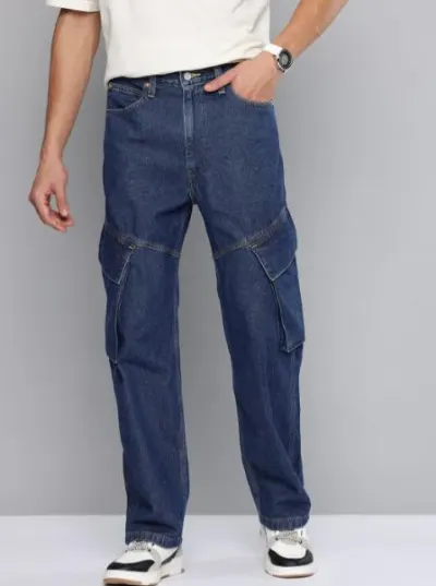 Levis Men 565 Straight Fit Mid-Rise Light Fade Stretchable Pure Cotton Cargo Styles Jeans
