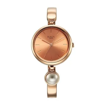 Titan Raga Power Pearls Quartz Analog Rose Gold Dial Metal S at ₹3,208