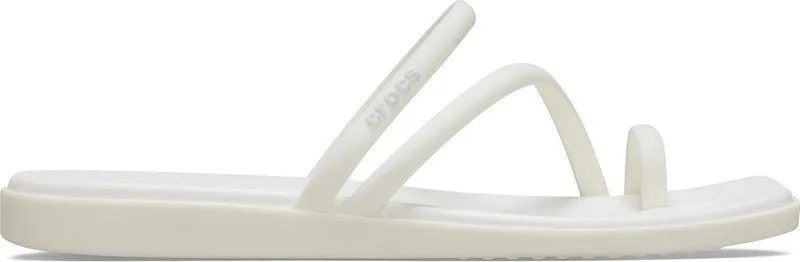 Crocs women at ₹550