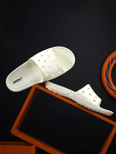 Flip flops at ₹470