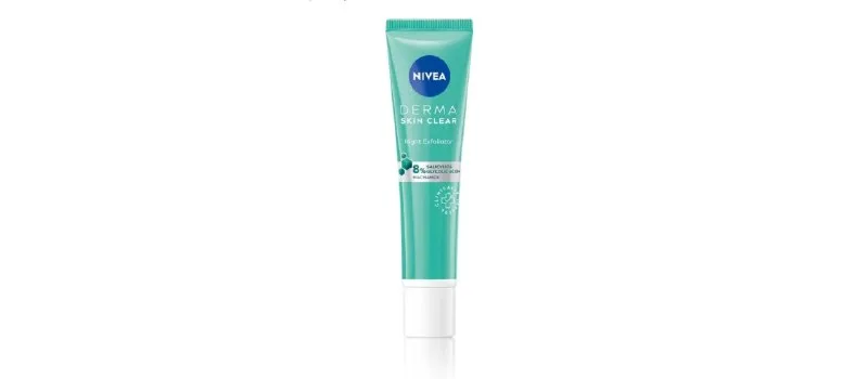 NIVEA Derma Skin Clear Chemical Face Exfoliator (40ml) at ₹369