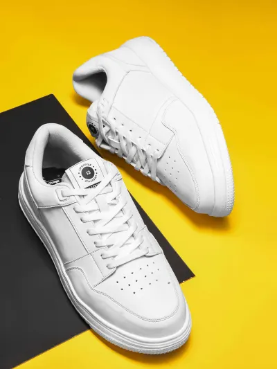 Sneakers at ₹696