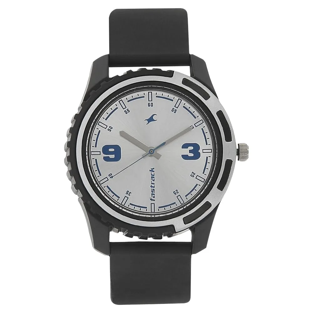 Fastrack Black Plastic Strap Watch for Guys at ₹642