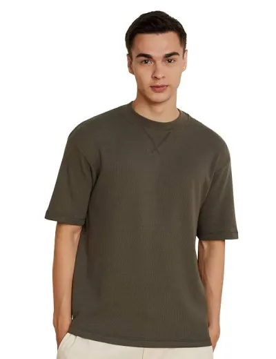 Symbol Men's Cotton Blend Oversized Fit T-Shirt at ₹329