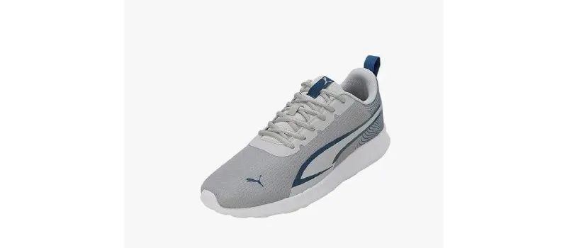 PUMA Fire V2 Sneaker at ₹1,277