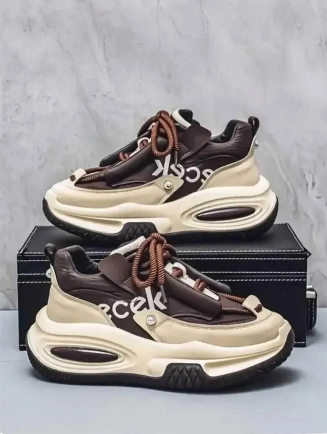Sneaker Loot at ₹399