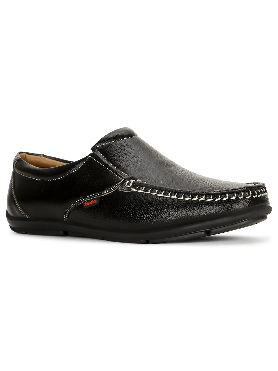 Bata men pull on Shoes at ₹577