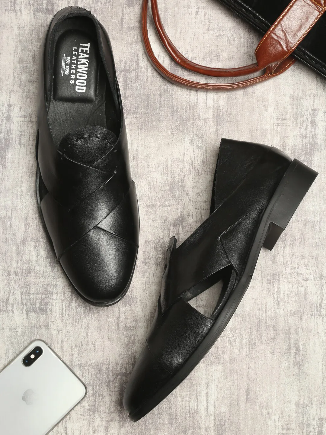Teakwood Leathers Men Black Ethnic Leather Shoe-Style Sandals at ₹1,494