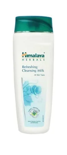Himalaya Herbals Refreshing Cleansing Milk, 100ml at ₹60
