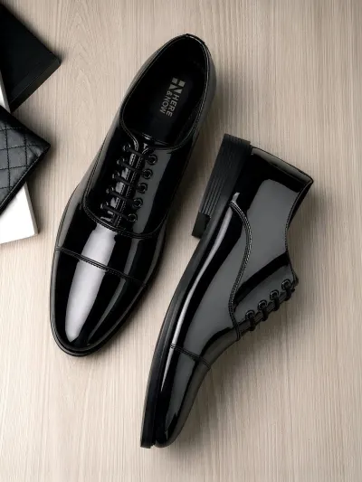 Shoes at ₹546